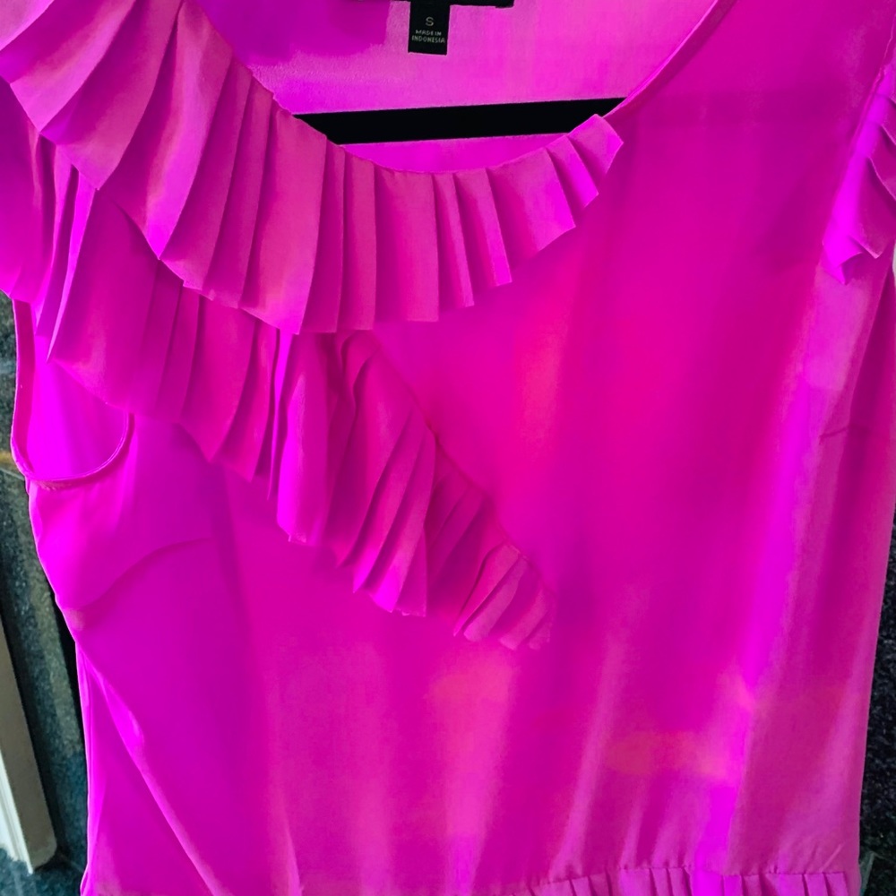 Banana Republic beautiful blouse